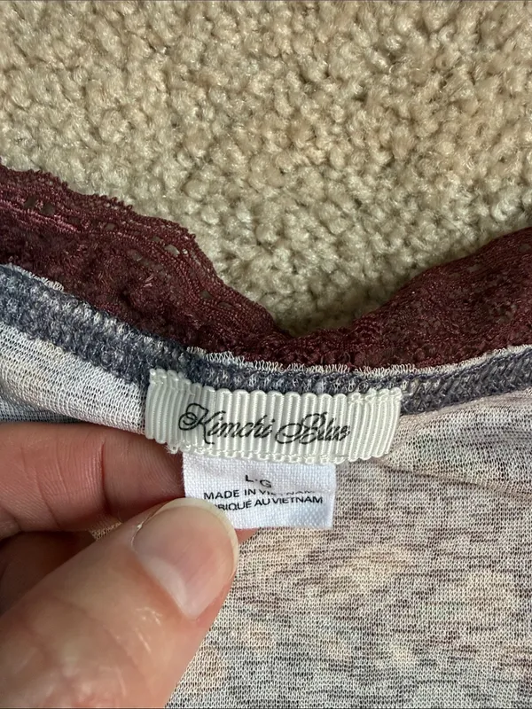 Urban Outfitters Kimchi Blue Purple Cameron Lace Trim Tie-Front Top. Size Large - Image 2