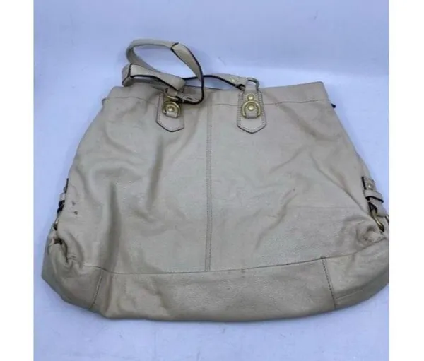 Coach Xl White Leather Shoulder Bag - Image 2