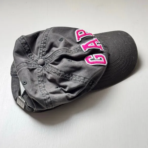 Gap Women's Logo Adjustable Sporty Baseball Hat new Without Tag - Image 5