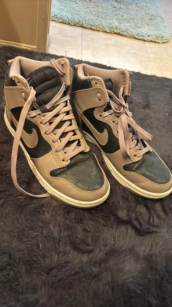 Nike Dunk Low Moon Fossil - Image 2