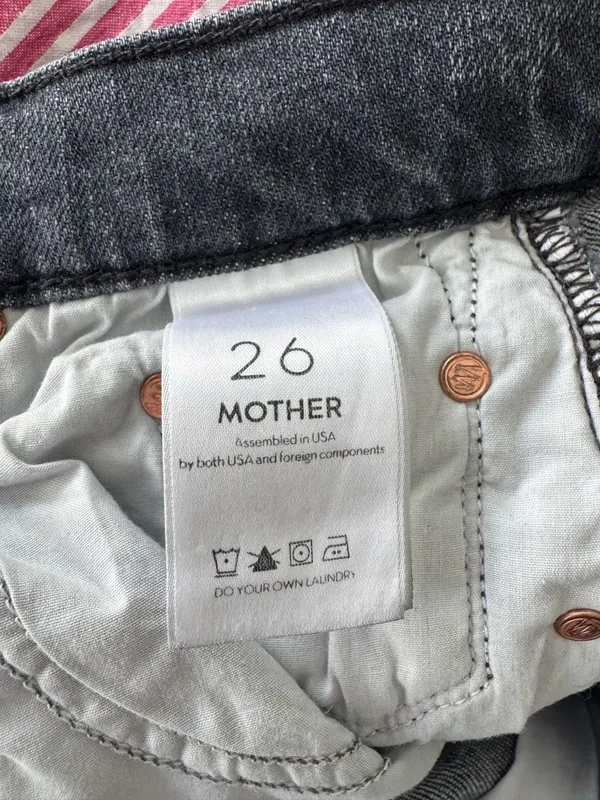 MOTHER Denim Ankle Jeans Insider Crop - Image 4
