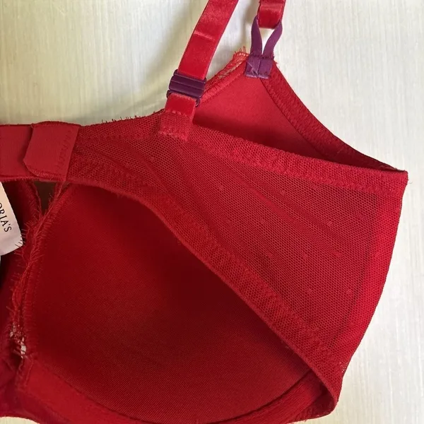 Victoria's Secret Bra Sz 32DD Red T-shirt Push Up Lace Velvet Convertible Strap - Image 7