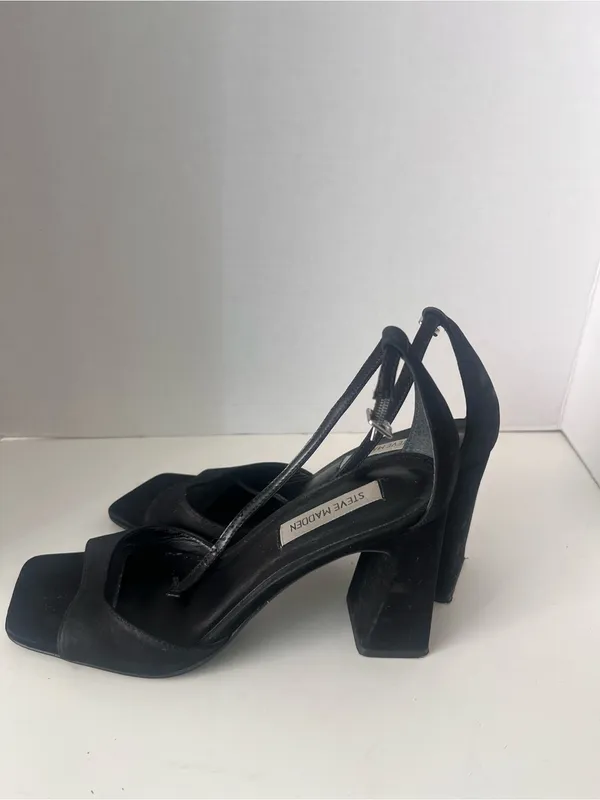 Steve Madden Black Strappy Square-Toe Block Heels - Image 2