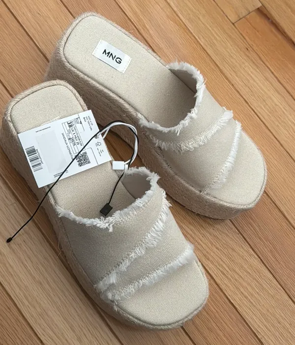 Platform Sandals  - Image 3
