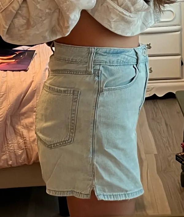 Hollister Ultra High Rise Shorts - Image 5