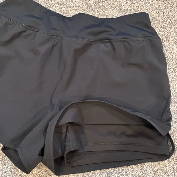Apana Women's Athletic Shorts Black, Size M - Image 2