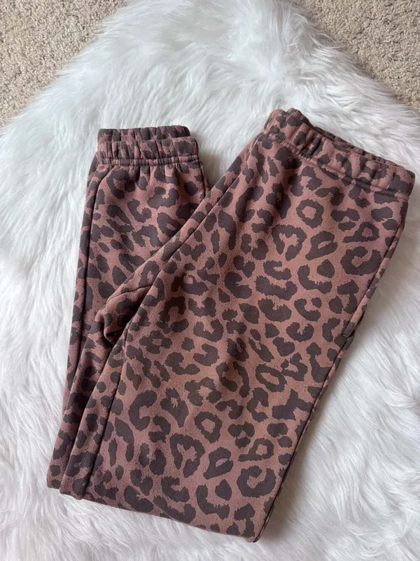 Grayson Threads Size XS Women's Leopard Print Two-Piece Loungewear Set - Image 8
