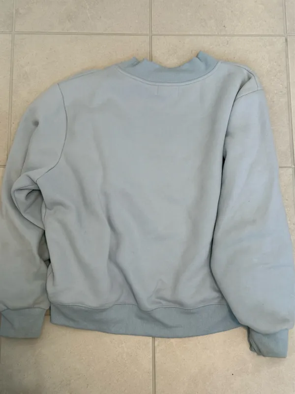 PARKE Mockneck Sweatshirt - Image 4
