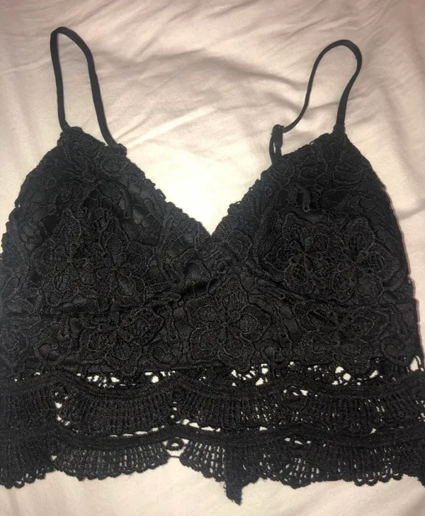 LA Hearts PACSUN Black Lace Crop Top - Image 2