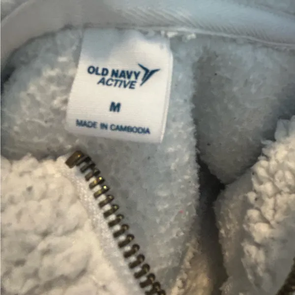 Old navy active Sherpa hoodie - Image 5