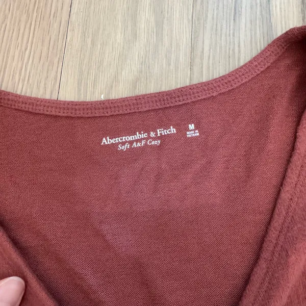 Abercrombie soft A&F cozy Tie Front body-suit - Image 7