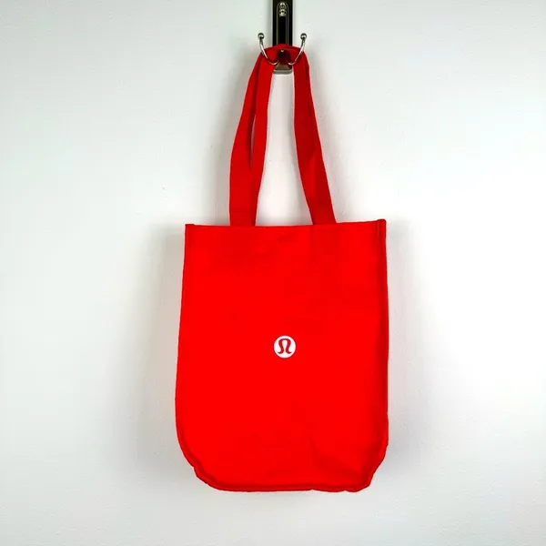 New LULULEMON Red LOGO Reusable Shopping Gym Lunch Bag Small - Image 3