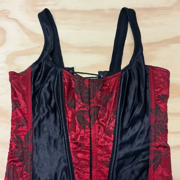 Y2K‎ Vintage Victoria’s Secret Lace Up Floral Corset Top Black Red Medium - Image 3
