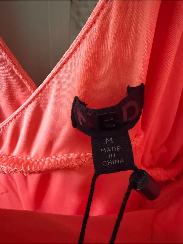 NBD Coral V-Neck Midi Dress - Image 4