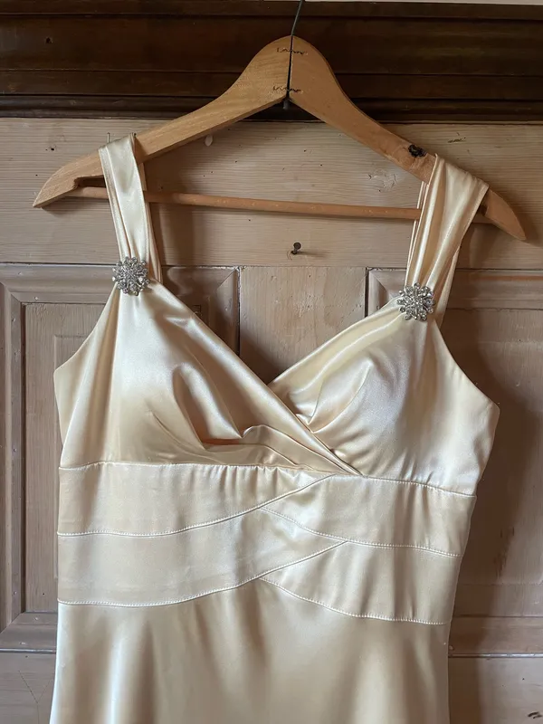 Gold Gown w/Crossed Bodice ~ OC by OC - Image 3