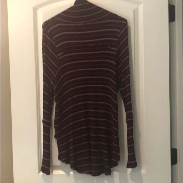 We The Free mock turtleneck long sleeve top dark plum size M - Image 9