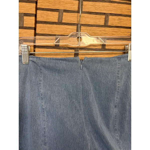 D&Co Denim Skort Size‎ Large - Image 4