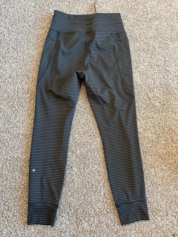 High Waisted Drawstring Striped Yoga Leggings with Pockets Size Small Athleisure - Image 5