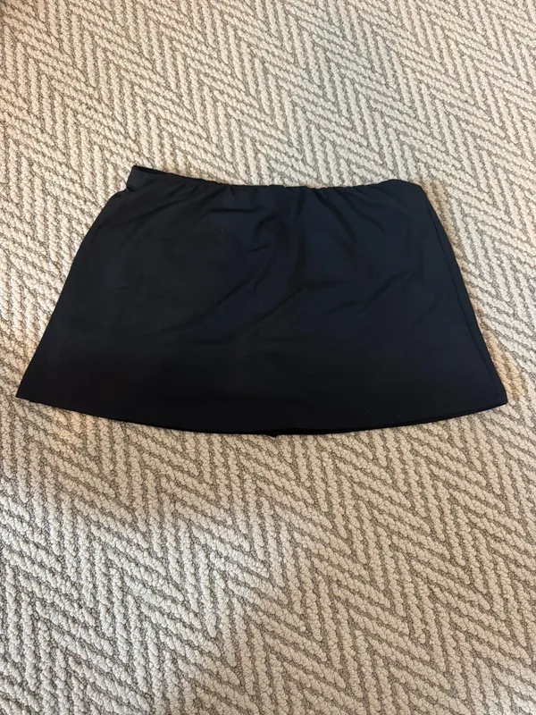 Black Mini skirt - Image 2