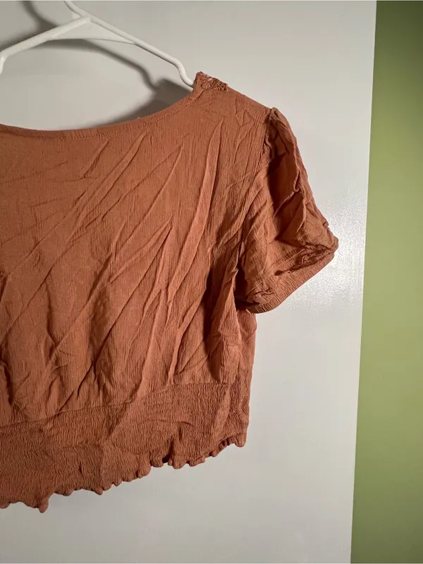 Self Love Women’s Size XL Cropped Faux Wrap Top Rust Brown Orange Lace Smocked - Image 7