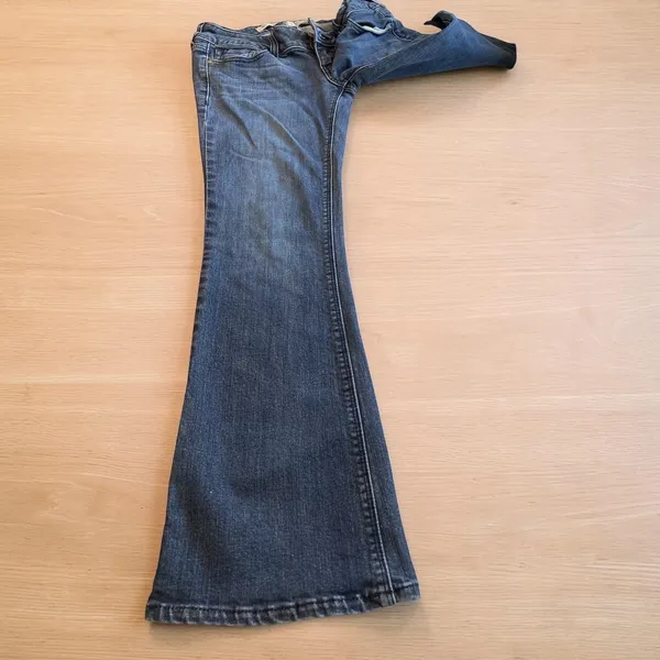Charlotte Russe Y2K Low Rise Flare Jeans Dark Wash Size 2S - Image 7
