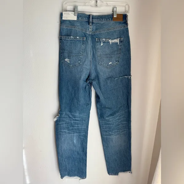 NWT American Eagel 90's Straight leg Distressed Jeans - Image 3