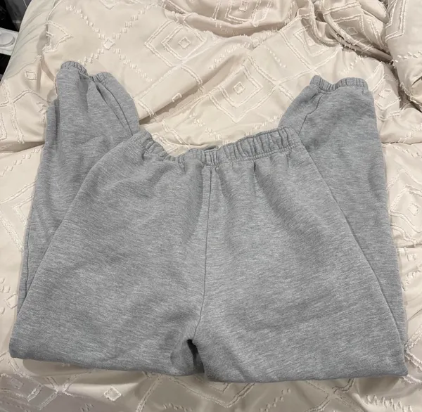 Alo All Sweatpants in Motion Grey - Image 2
