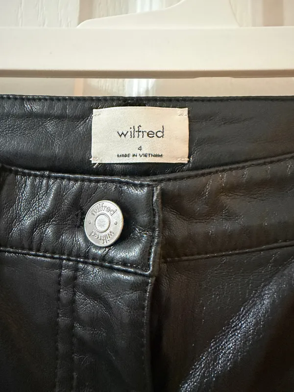 Aritzia Wilfred Leather Pants Black - Image 2
