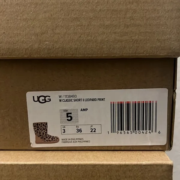 UGG Genuine Sheepskin Lined Leopard Print Boots, Size EU36 US5 New in Box - Image 15
