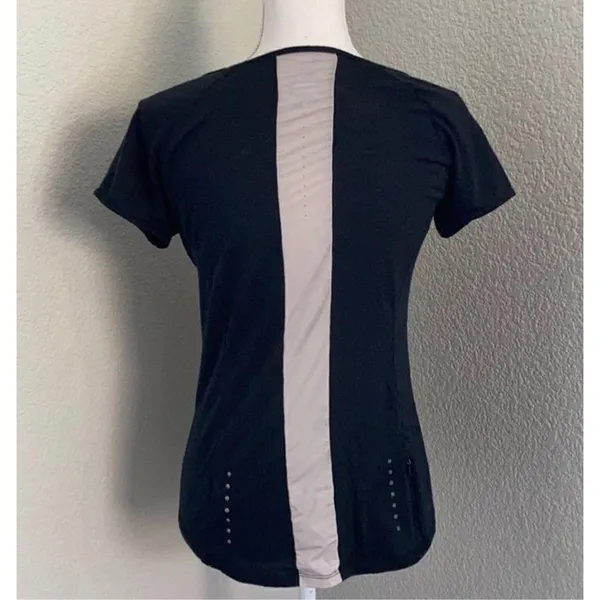 Nike Dri-Fit Short Sleeve Running Shirt Size Small - Image 2