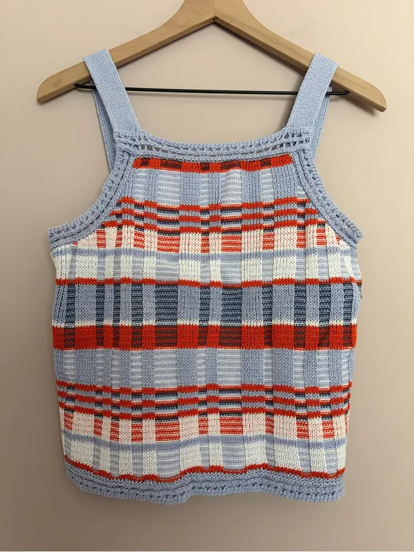Banana Republic Plaid Cropped Sweater Tank Medium - Image 2