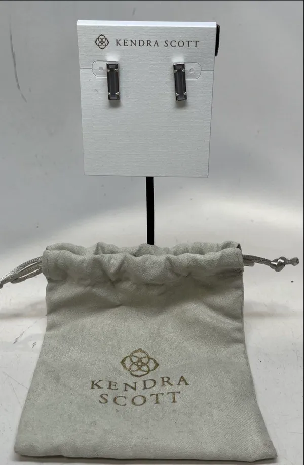 New Kendra Scott Lady Earrings  - Image 2