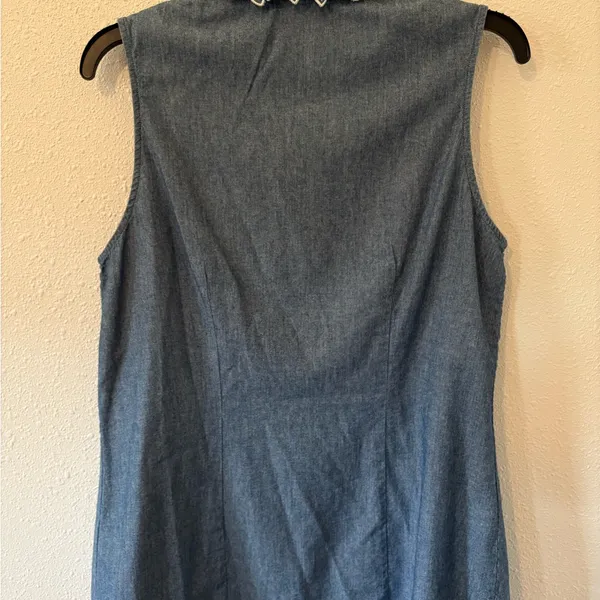 Pendleton Denim Blue Sleeveless Button Down Shirt - Image 2