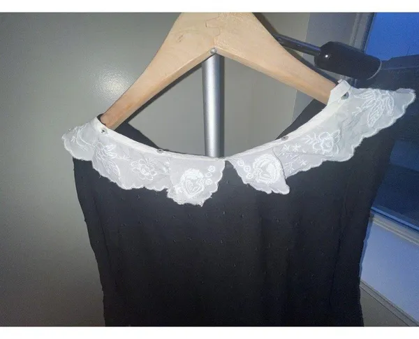 NWT Vintage Black Sheer Collared Short Sleeve Blouse. Size Medium. Retail At $49 - Image 5