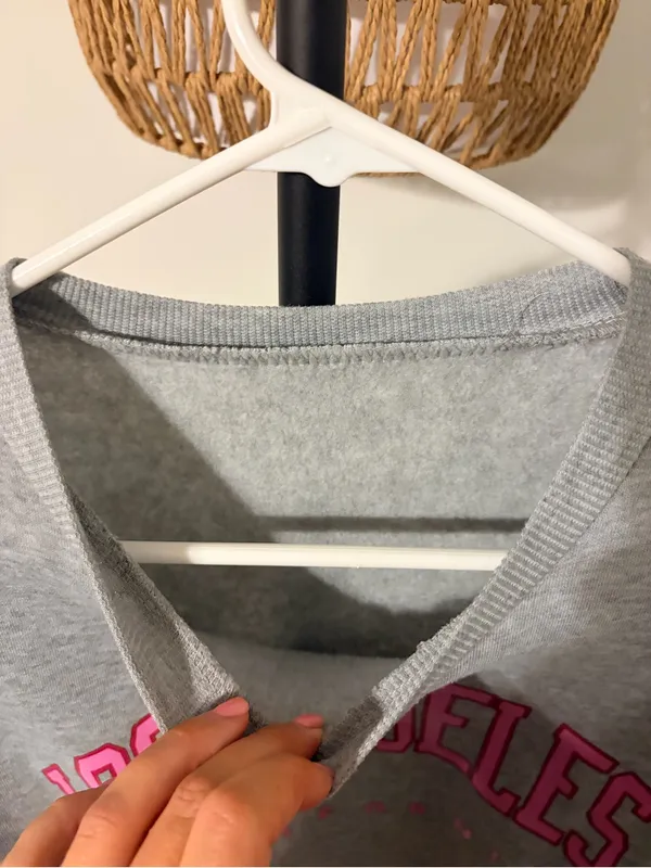 SHEIN Gray Crewneck Sweatshirt with Pink Los Angeles Graphic - Image 2