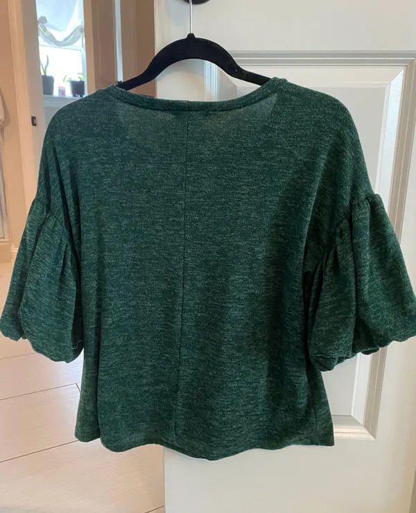 Vestique Puffy Sleeve Blouse - Image 2