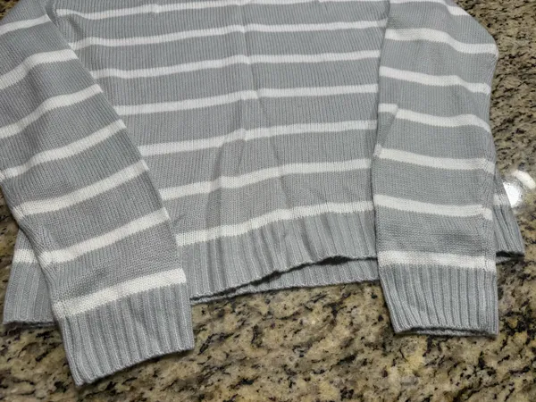 Pink Lily Women's sweater - Image 3
