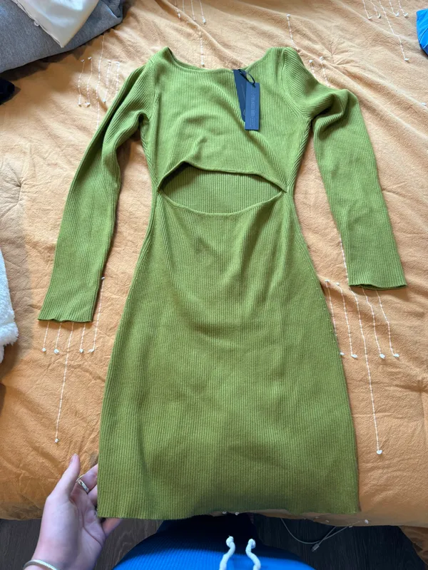 dress - Image 4