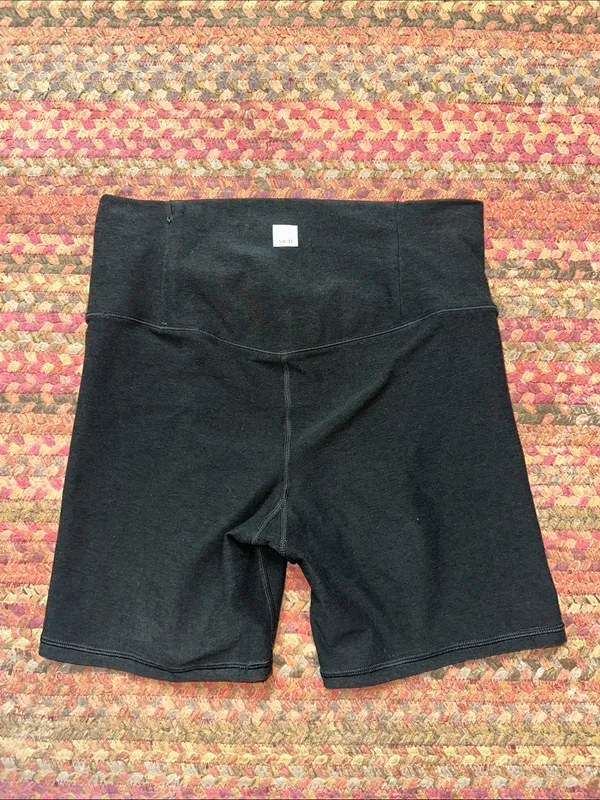 VUORI High-Rise Black Women’s Bike Shorts - Image 3