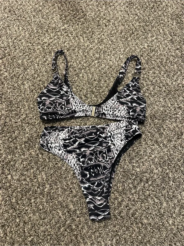 Women’s Black & White Printed Bikini Set Size M - Image 3