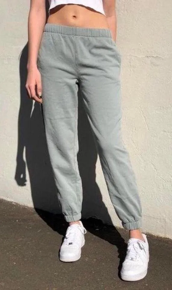 Brandy Melville Rosa Sweatpants - Image 2