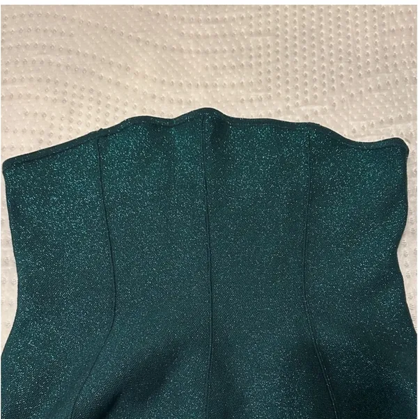 Anthropologie Pilcro Sparkling Dark Green staples Top size Large - Image 4