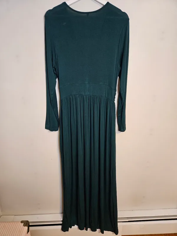 Long Sleeve V - Image 5