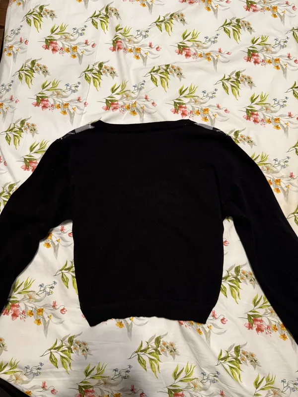 SheIn Black and White Diamond Pattern Sweater - Image 4
