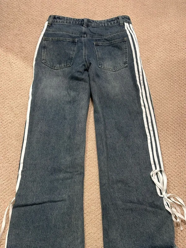 Edikted Jeans Low-Rise Baggy - Image 3