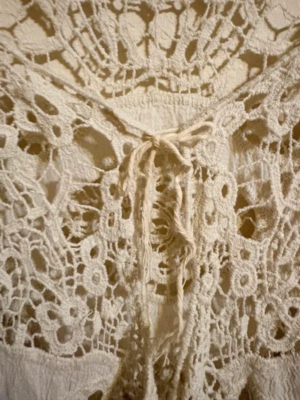 Cream Crochet Vest with Floral and Circular Patterns Size S - Image 3