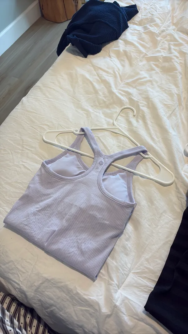 Lululemon tank - Image 2