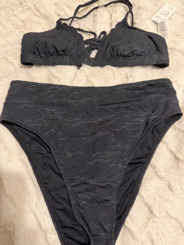 NWT CUPSHE floral embossed bikini - Image 5