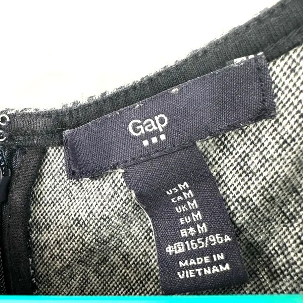 Gap size medium sleeveless a line dress hidden rear‎ zip black white print - Image 5