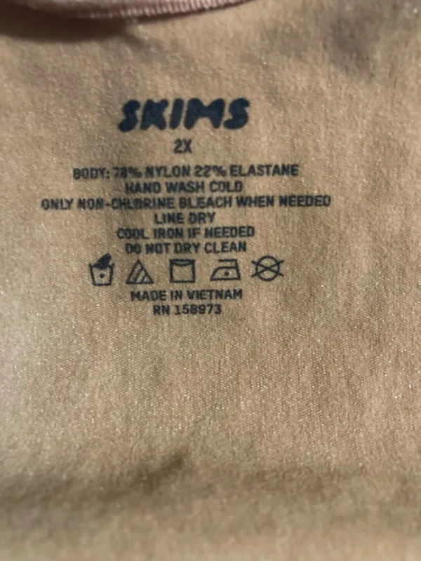 SKIMS Sculpting Bralette 2X - Image 6